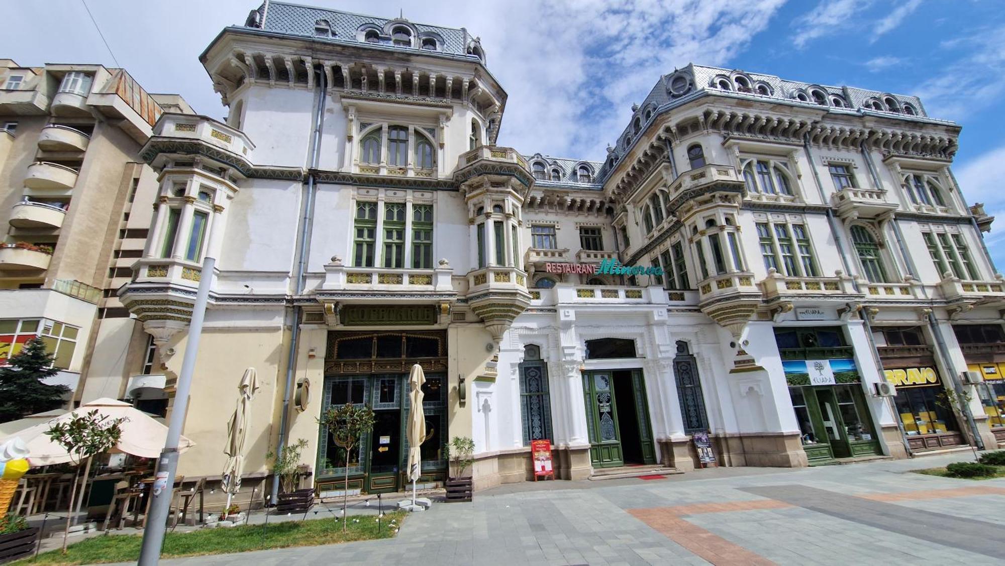 Minerva Studio Craiova Apartman Kültér fotó